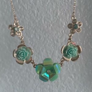 Silver and teal flower necklace